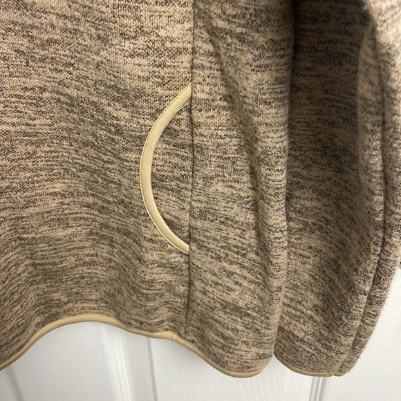 Fleece pullover - Picture 3 of 4